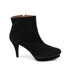 Pura Lopez Black Suede Ankle Bootie 37